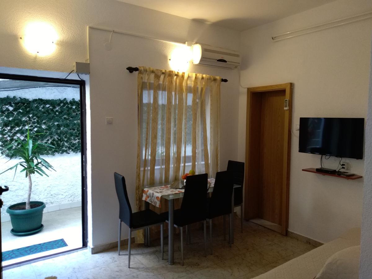 Guest House Villa Castio Петровац Экстерьер фото